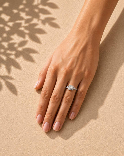 Diamond Halo Ring | ELVIAN