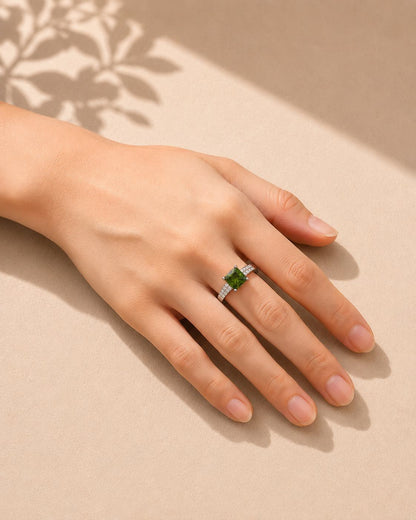 Emerald Halo Ring — Silver | ELVIAN